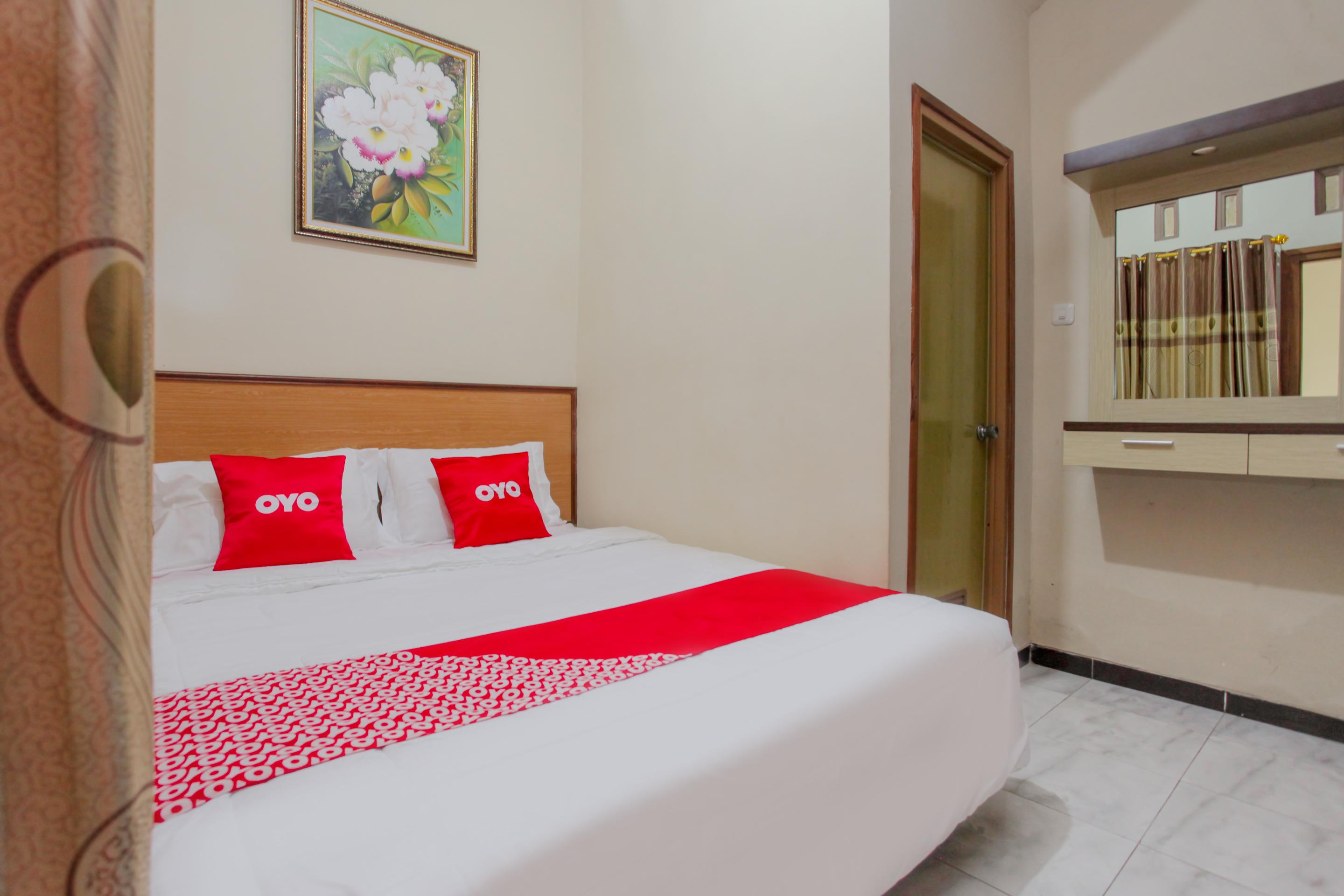 Reddoorz At Villa Akbar 3 Batu  Extérieur photo