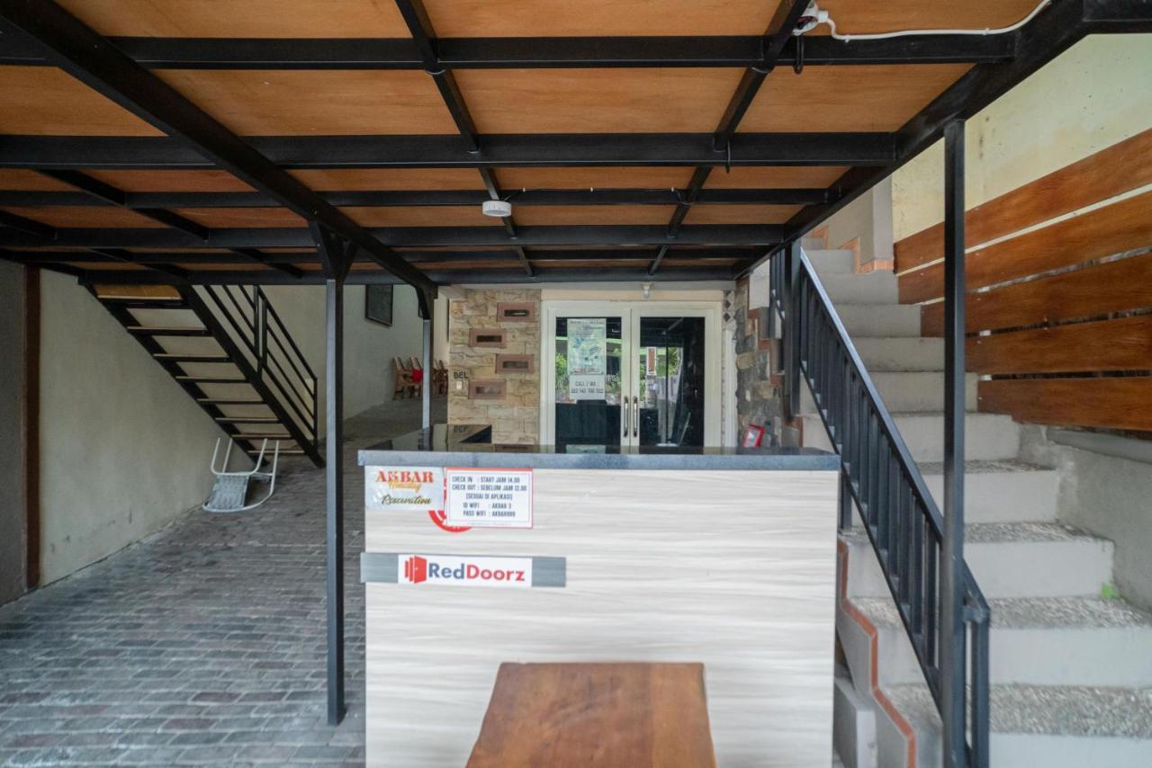 Reddoorz At Villa Akbar 3 Batu  Extérieur photo